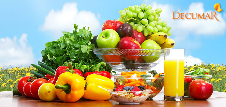 Có rất nhiều các loại thực phẩm, nguyên liệu thiên nhiên hỗ trợ điều trị mụn viêm ăn luồng rất tốt