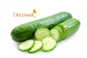 Trị mụn tuổi dậy thì: Bí kíp từ dưa leo