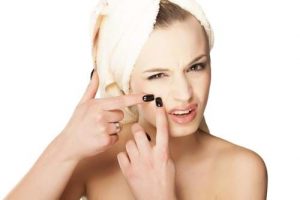 4 bước đơn giản trị mụn ẩn dưới da tại nhà mỗi ngày