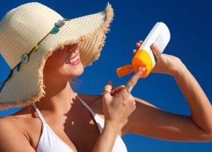 Những lưu ý cho bạn gái trị thâm mụn dứt điểm nhanh