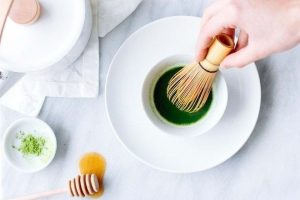 Khám phá phương pháp trị mụn thâm nhờ mặt nạ bột trà xanh