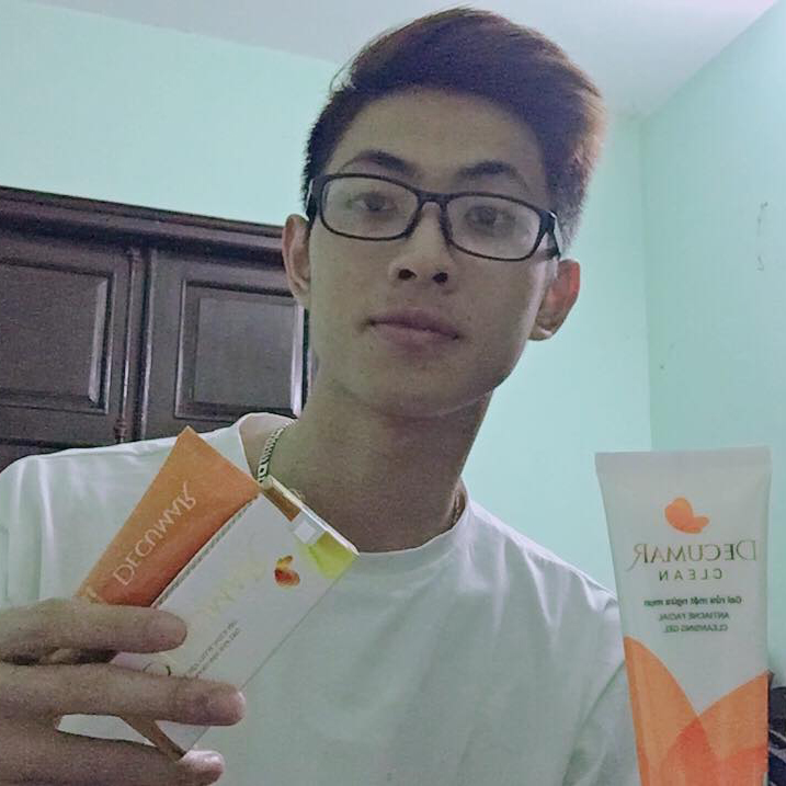 Mı̀nh đã dùng thử được hơn 2 tuần mặt gần như sạch mụn luôn