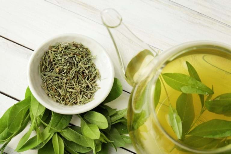 3 cách trị thâm mụn bằng tinh chất trà xanh cho từng loại da