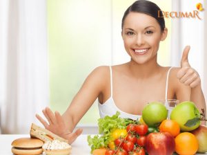 Bật mí chế độ ăn trị mụn thâm nhanh chóng với 8 nguyên tắc