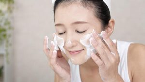 Các bước skincare cho da mụn ẩn hiệu quả và đơn giản tại nhà