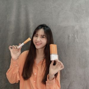 Bí kíp “chữa cháy” khi mụn “ghé thăm” bất thình lình của hotface Lệ Thủy